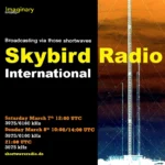 Anúncio da Skybird Radio International com datas e frequências de transmissão