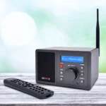 Rádio CCWiFi3 da CCrane com controle remoto, ideal para ouvir estações de rádio