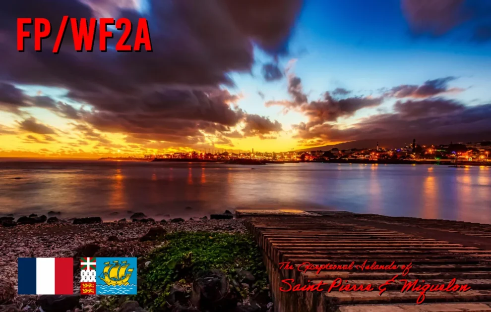 Pôr do sol sobre Saint-Pierre e Miquelon com rádio WF2A em destaque